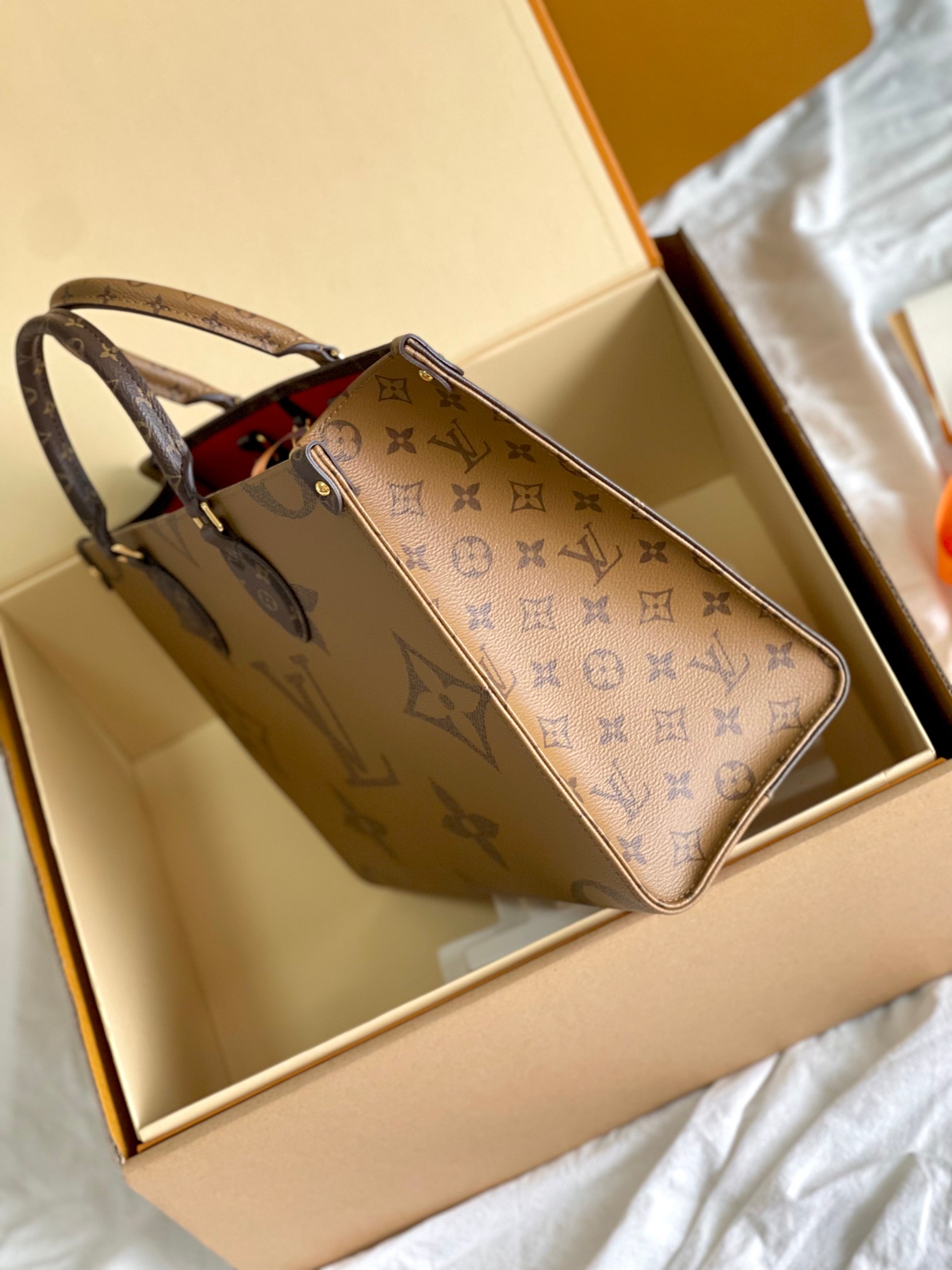 LV Shopping Bags